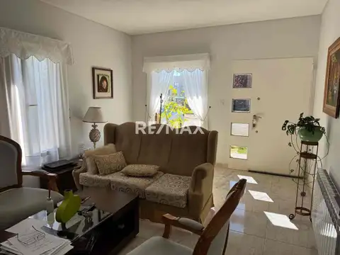 Casa en Venta en Neuquen, USD 290.000