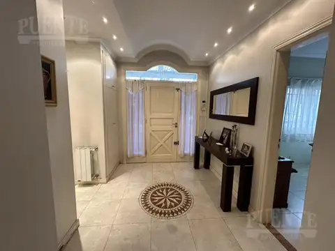 Casa 5 ambientes con 1 baño