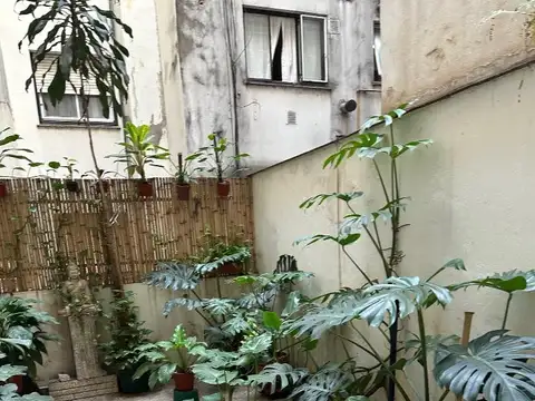 Oficina 6 ambientes con 3 baños