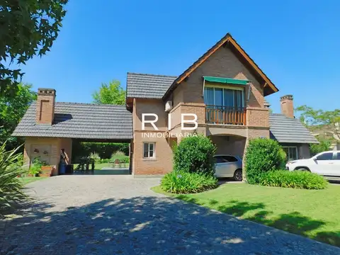 Propiedad sobre 1320 m2 - Las Beatrices