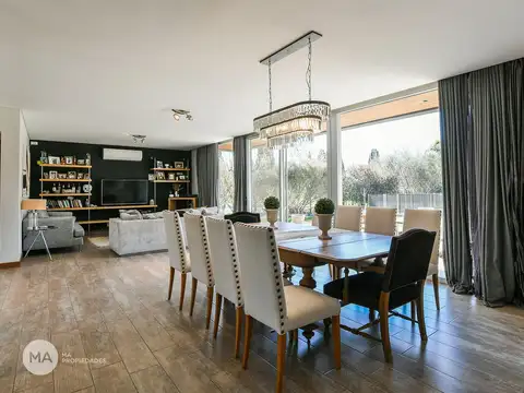 Casa en Venta al Este