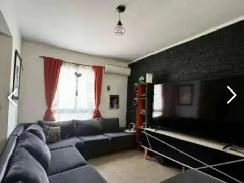 Depto Tipo Casa en Venta 8 años