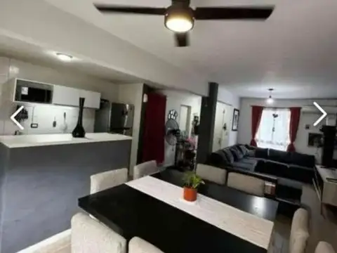 Depto Tipo Casa en Venta en Castelar Sur, USD 80.000