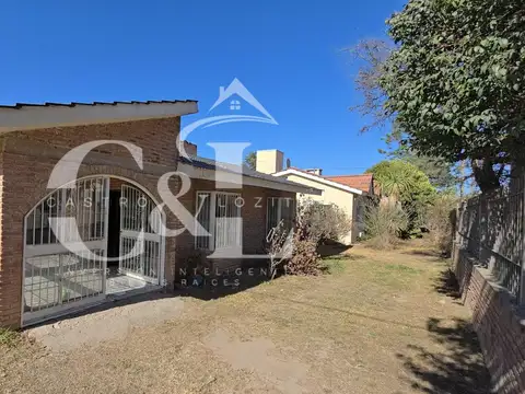 Venta 2 Casas Juntas En Lote Esquina De 450M² A 50Mts Del Rio En El Fantasio - Villa Carlos Paz