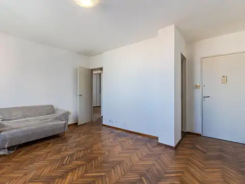 EN VENTA - DEPARTAMENTO DOS DORMITORIOS CON COCHERA- BARRIO LOURDES