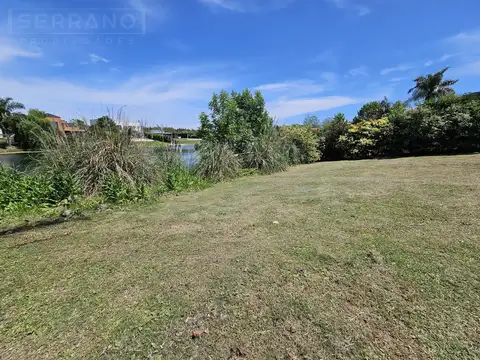 LHC. Lote en venta al agua en Santa Clara, Villanueva. Tigre