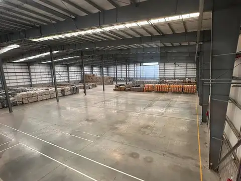 Alquiler de Nave Industrial AAA, con Servicios Logísticos Integrales