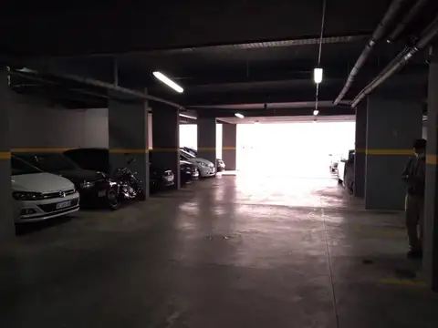 Cochera en Venta Cubierta