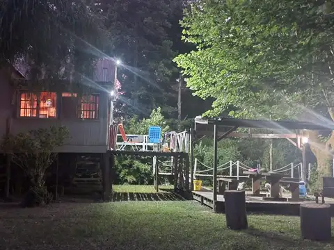 Casa 3 ambientes con 2 baños