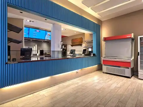 Carlos Pellegrini 800