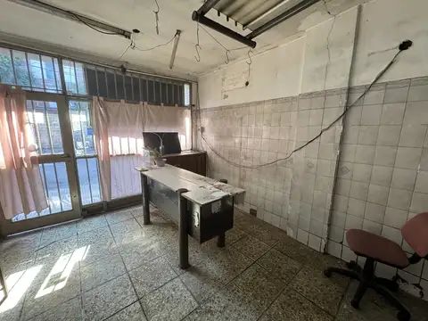 AV. CASTAÑARES 4750