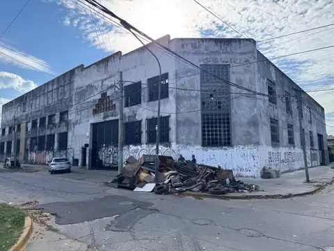 Galpon en Alquiler en Villa Santos Tesei, USD 5