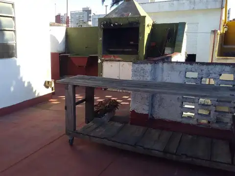 Depto Tipo Casa en Venta 40 años