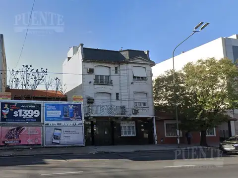 Hipólito Yrigoyen  8642 2ºPiso