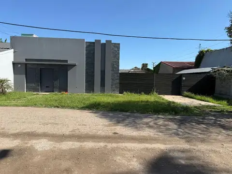 VENTA CASA sobre colectora- Esperanza