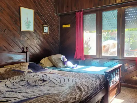 Casa 5 ambientes con 2 baños