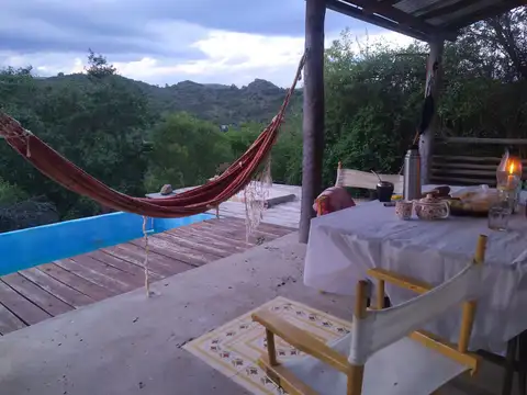 ALQUILO CASA TEMP EN CUESTA BLANCA - SIERRAS CORDOBESAS - EXCELENTE VISTA, A MTS DEL RIO