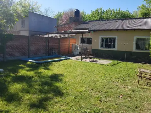 Domingo F Sarmiento 1400