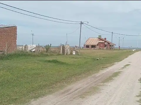 Terreno en venta - 420mts2 - Santa Clara del mar