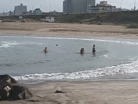 Terreno en Venta 28  mts Fondo