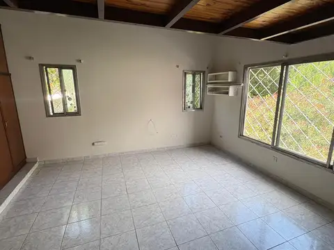 Casa en Venta en Temperley, USD 165.000