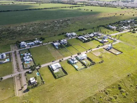 VENTA TERRENO 800 mts LA PAMPEANA