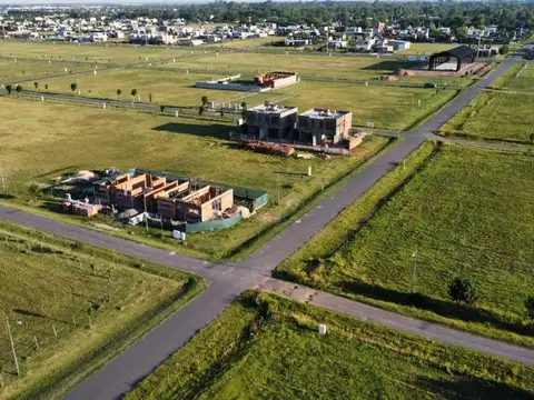 Terreno en Venta en Funes Norte, USD 54.000