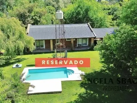 Hermosa Casa en Barrio Parque Jularo. RESERVADA