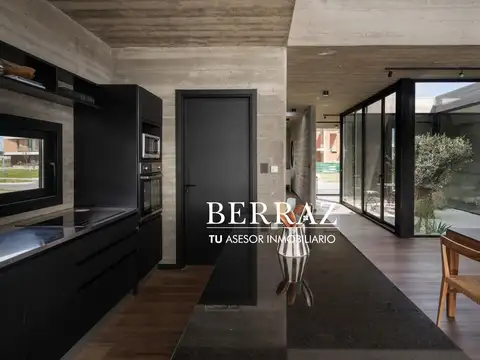 Casa Venta 4 Dormitorios Barrio Riberas Lote de 760 m2 Puertos , Escobar