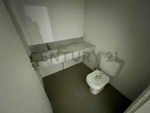 Oficina en Alquiler en Retiro, $ 650.000