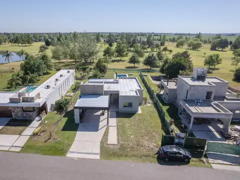 Casa | A estrenar | 3 Dormitorios | Cochera | Pileta | Parrillero | Ibarlucea | Estancia La Rinconada