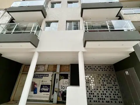 Cochera CUBIERTA a mts.Blvd Falcon. Villa Luro