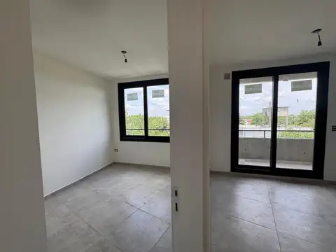 Departamento en Venta en Parque Chacabuco, USD 104.000