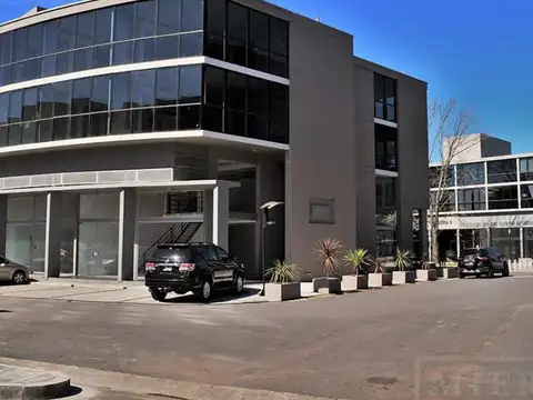 AGORA III, Av Caamaño, Local comercial