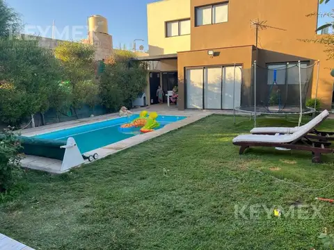 Casa en Venta de 4 dormitorios