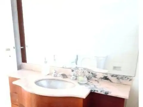 Departamento en Venta en Abasto, USD 180.000