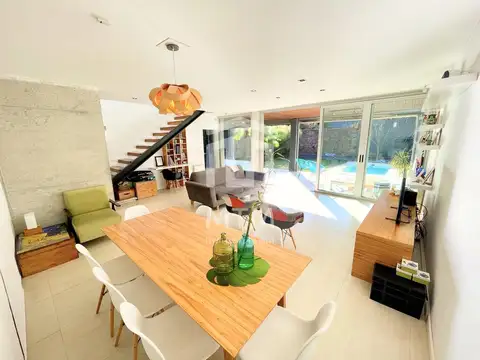 Casa en Venta en Alberdi, USD 310.000