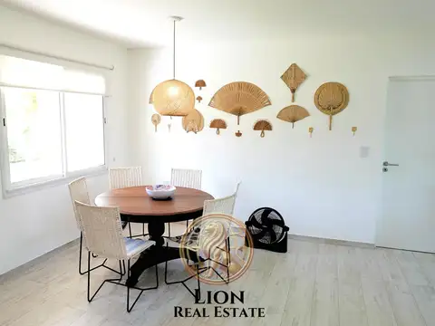 Casa en Venta al Este