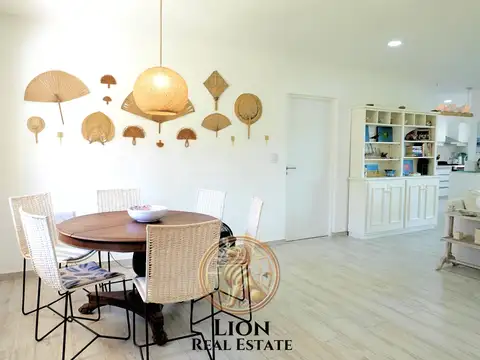 Venta casa Coste Esmeralda 4 ambientes con piscina