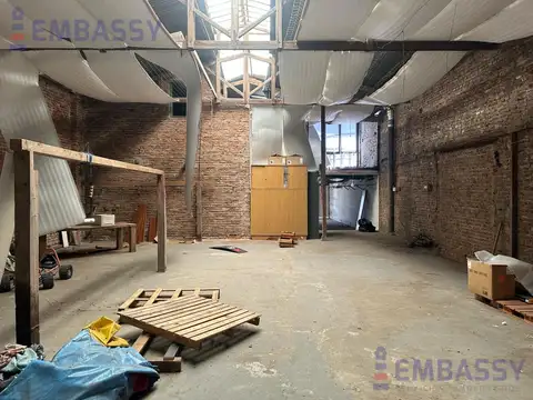 Casa en Venta con terreno inmejorable en el corazón de Martinez