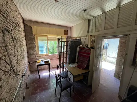 523 Bis e/ 3 y 4 800, Piso 0