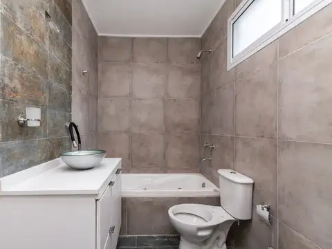 Casa en Venta en Lanus Este, USD 198.000