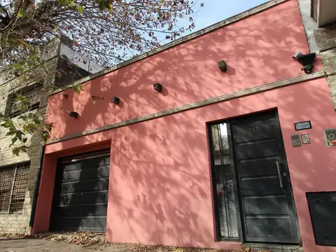 Casa de 7 ambientes en lote propio