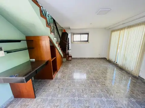 Casa en Alquiler de 3 dormitorios