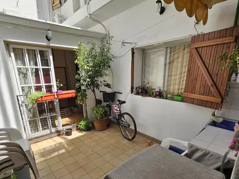 Gral. Cesar Diaz 3300, Piso PB