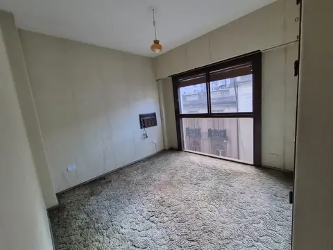 Oficina en Alquiler 40 años