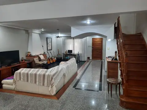 Casa en Venta en Villa Luro, USD 530.000