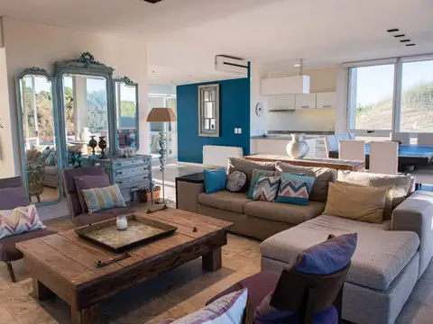 Avenida Almirante Brown 190, Carilo 100