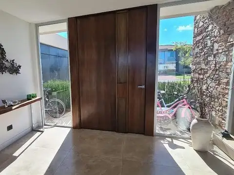 Casa en Venta en Puertos - Muelles, USD 740.000