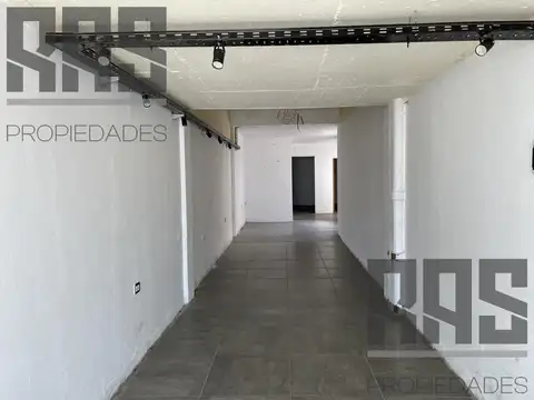 Local en Alquiler en Velez Sarsfield, $ 900.000